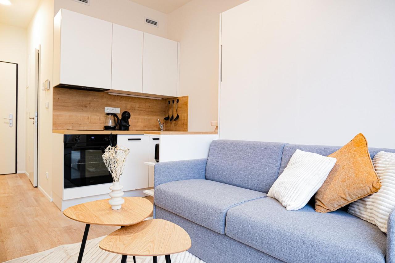 Mymozart Apartments Prague By Rentero Property Екстер'єр фото