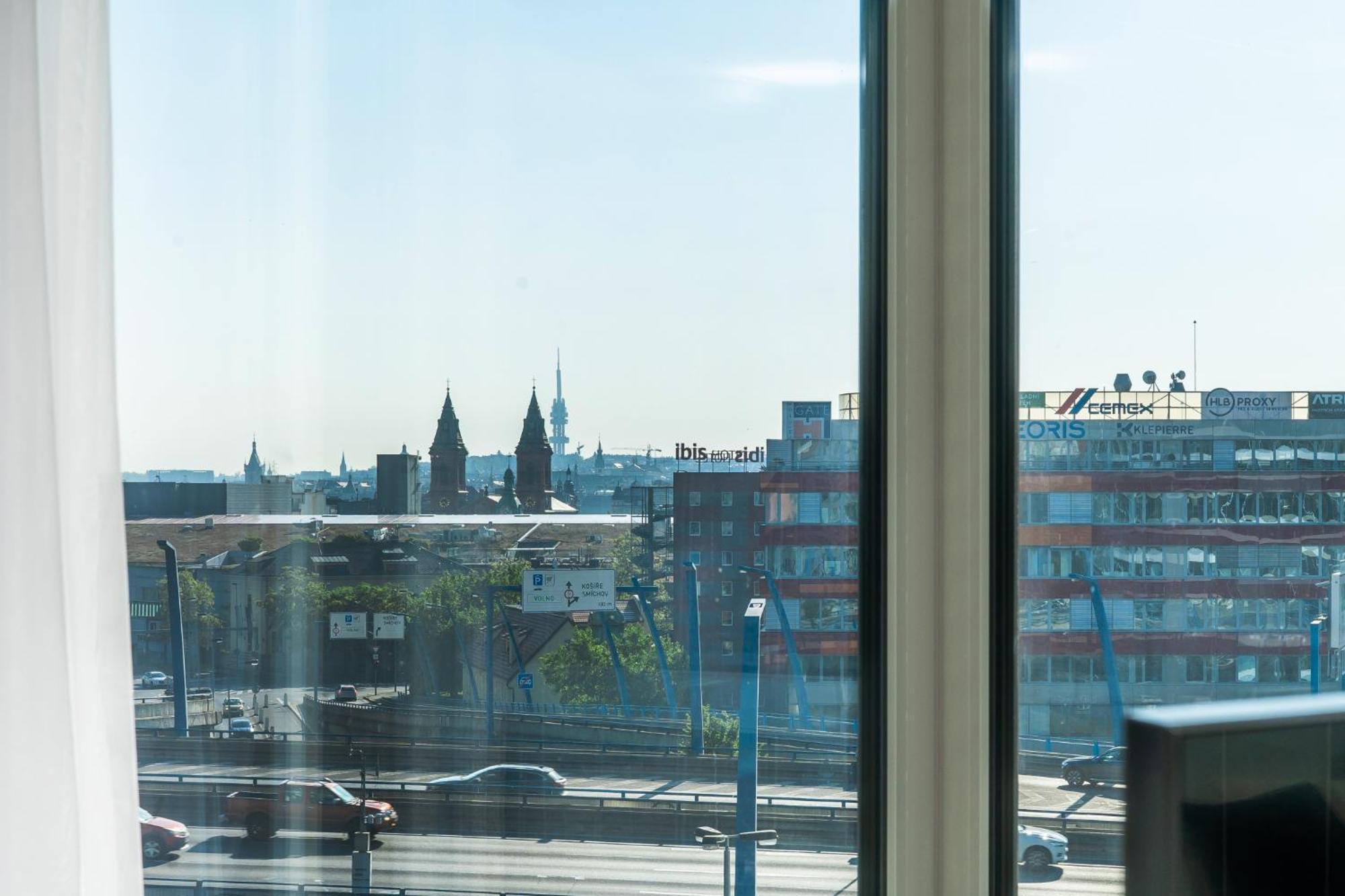 Mymozart Apartments Prague By Rentero Property Екстер'єр фото